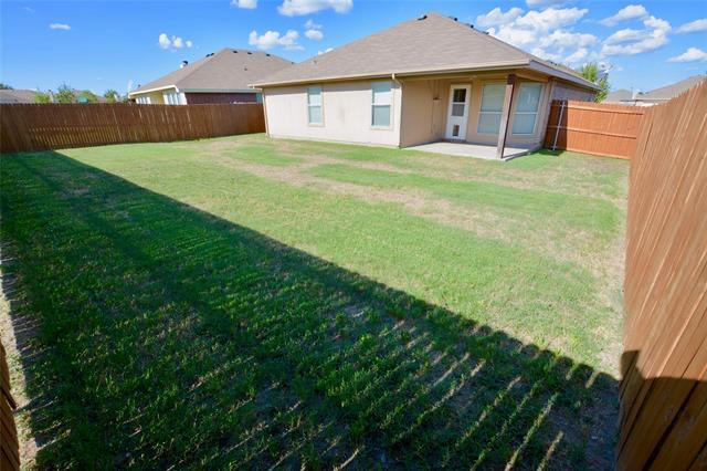 Building Photo - 621 Chestnut Ct