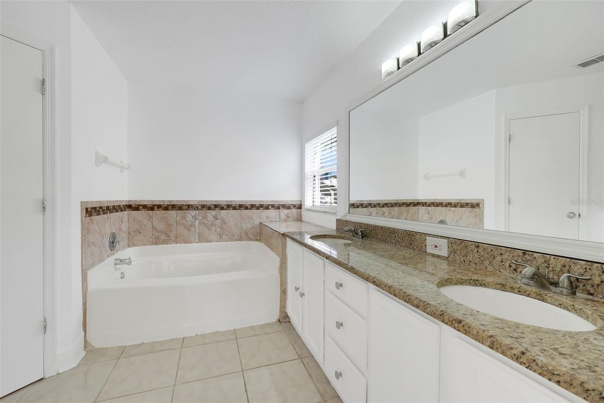 Building Photo - 4420 Withrowwood Ct