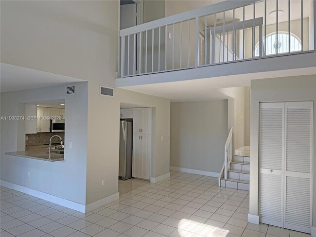 Building Photo - 1331 SW 124th Ct