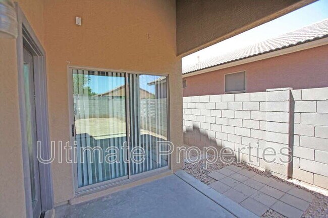 Building Photo - 2025 S 101st Ln