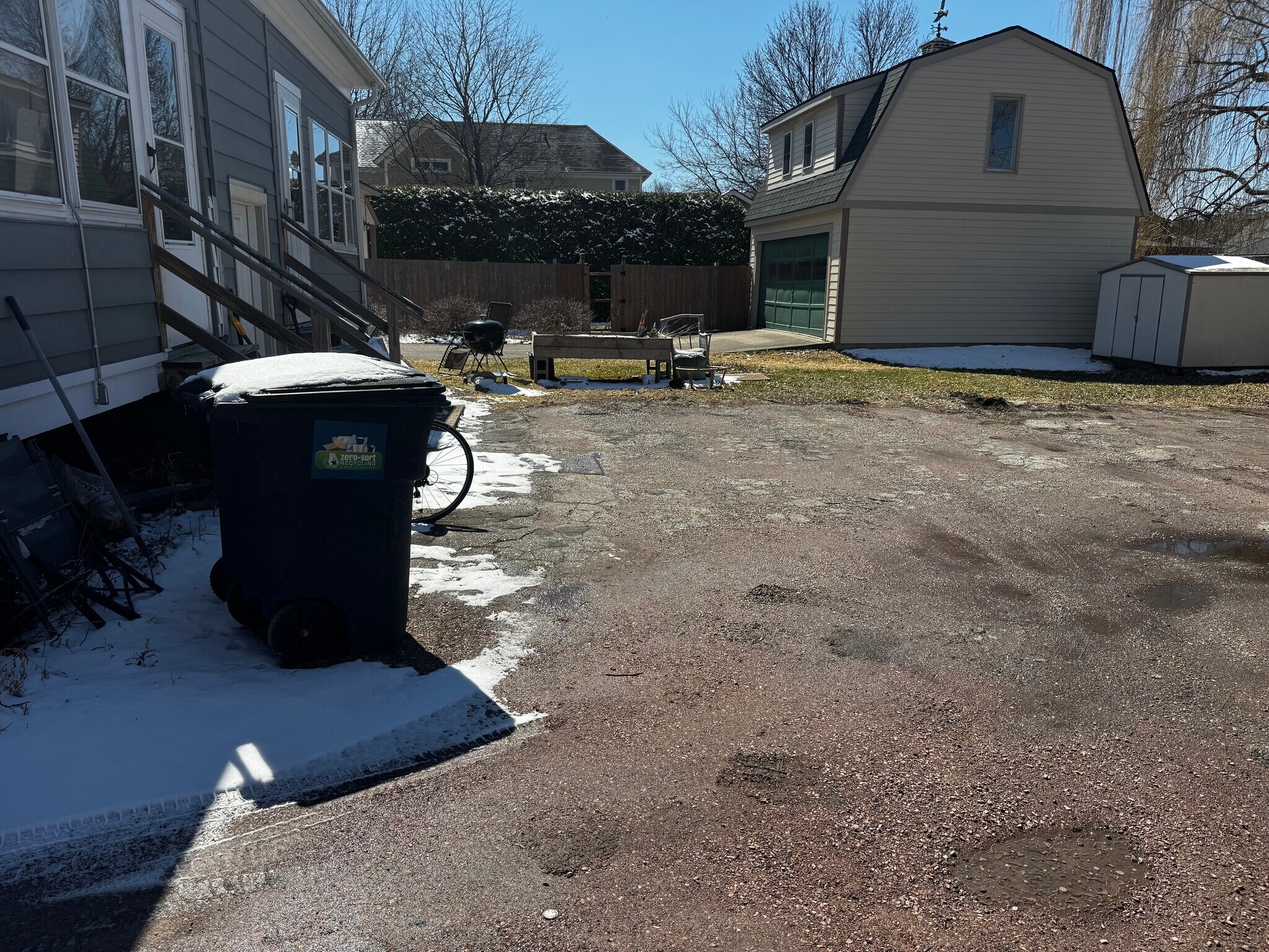 Building Photo - 11 Foster St