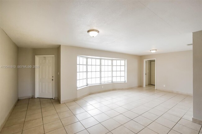 Building Photo - 3333 NW 32nd Ct
