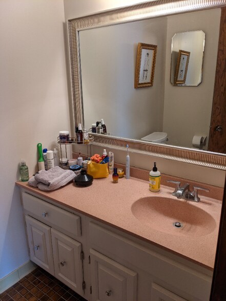 Building Photo - 4797 Spring Cir