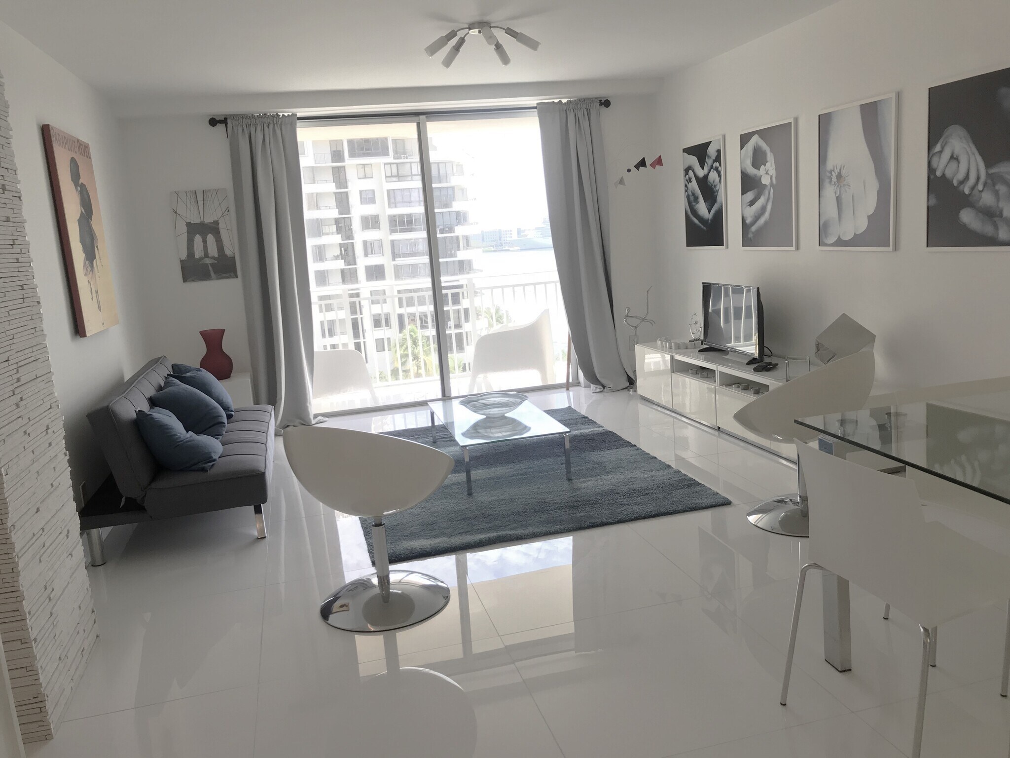 Building Photo - 770 Claughton Island Dr