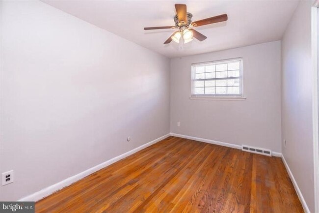 Building Photo - 209 Hansell Rd