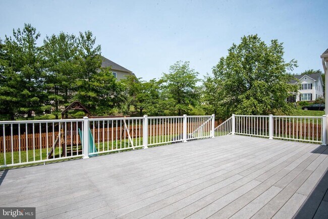 Building Photo - 5737 Waterloo Bridge Cir