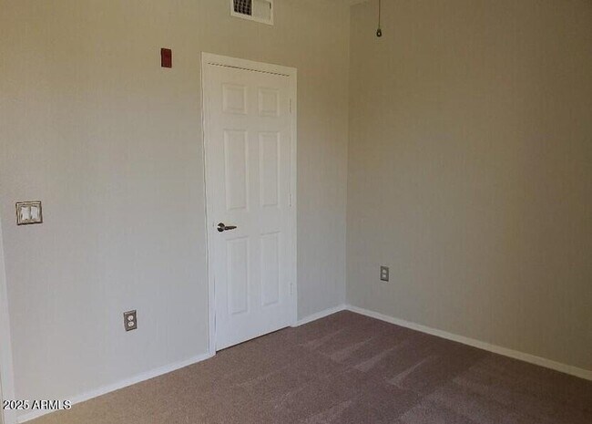 Building Photo - 18416 N Cave Creek Rd