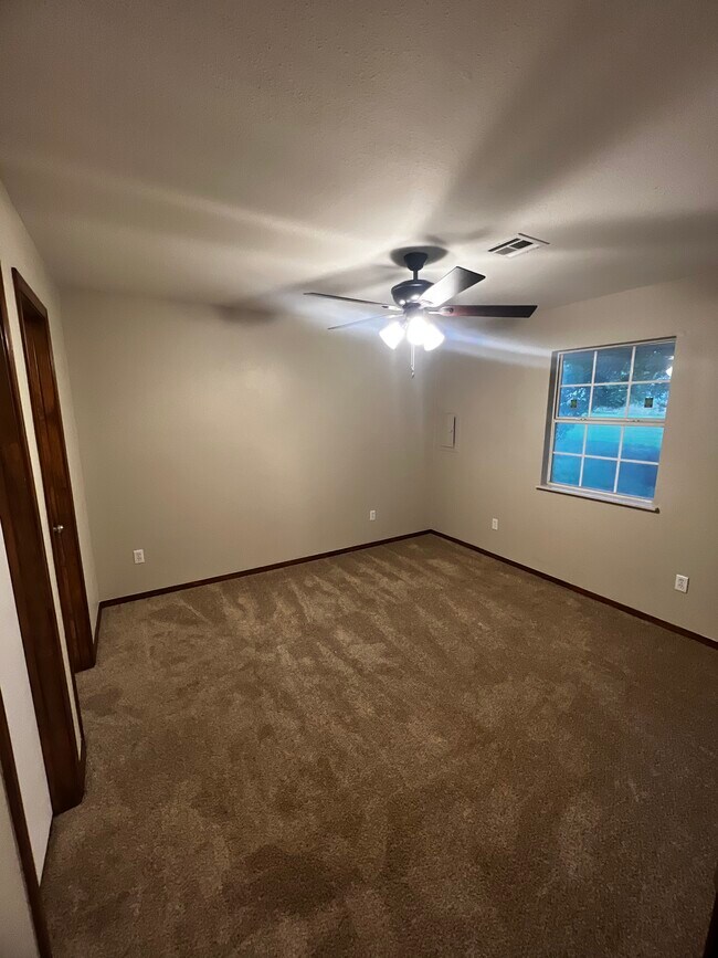 Main bedroom - 505 5th St