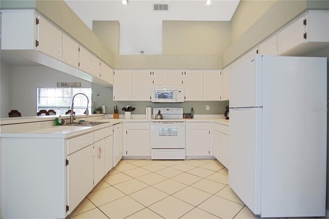 Building Photo - 928 Loma Bonita Dr