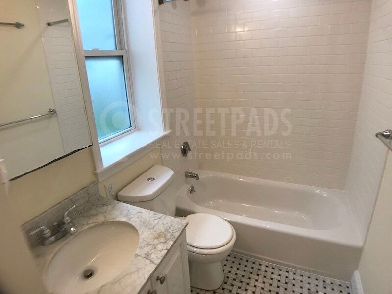 Building Photo - 3 Chauncy St