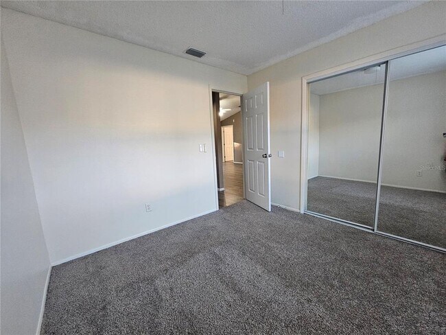 Building Photo - 1060 Dees Dr