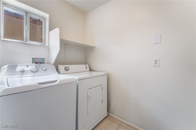Building Photo - 4067 Asante Cove St