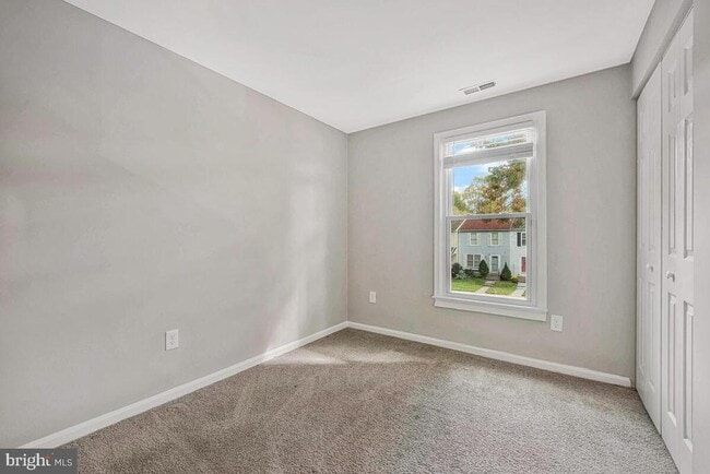 Building Photo - 22 Craftsman Ct