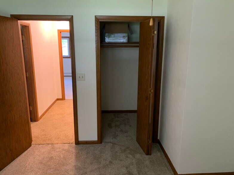 Bedroom 2 - N2118 Schacht Rd