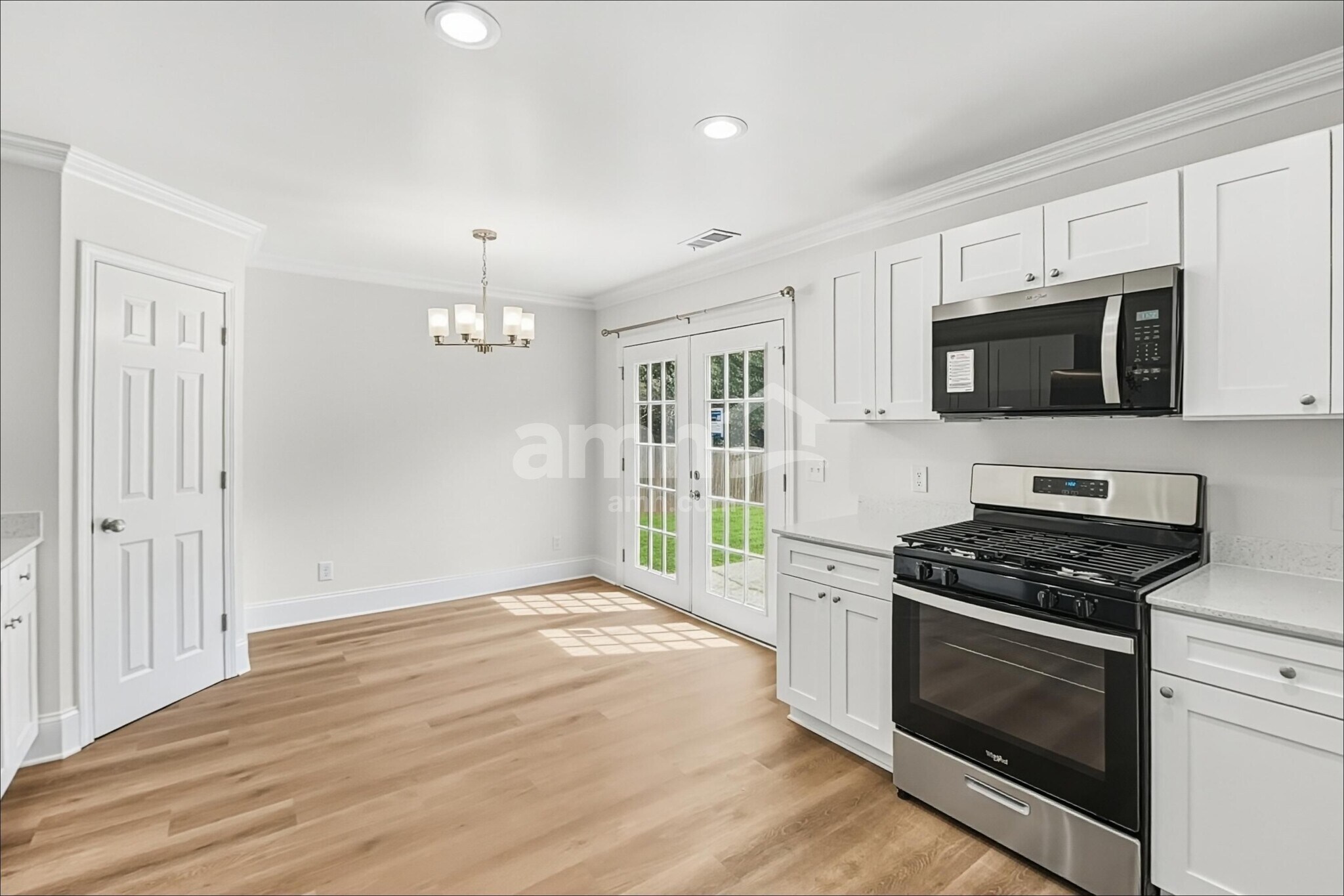 Building Photo - 3911 Laurel View Cir
