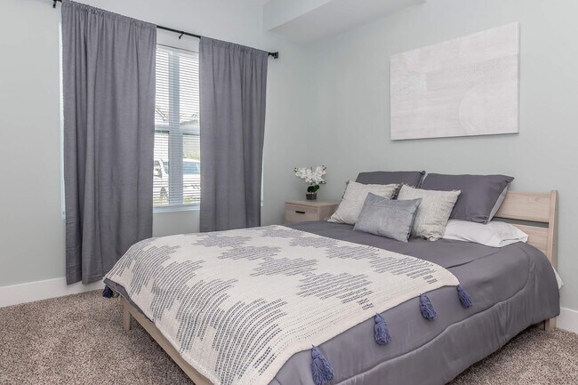 Building Photo - Hot Deal: First Month Only $399!