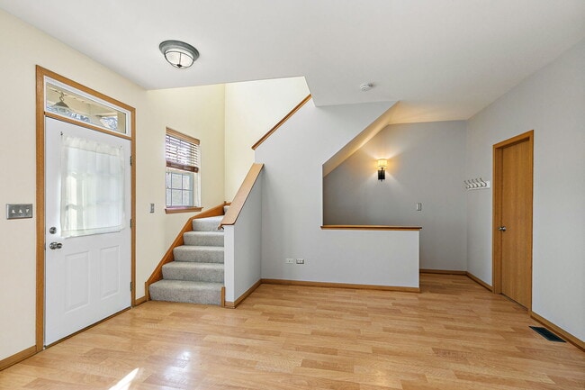 Building Photo - 614 Littleton Trail