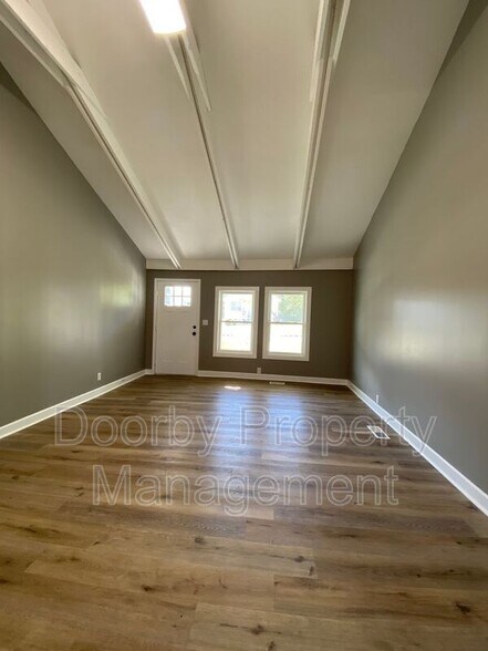 Building Photo - 1119 Pierce St