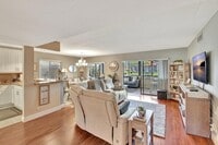 Building Photo - 10663 Ocean Palm Way