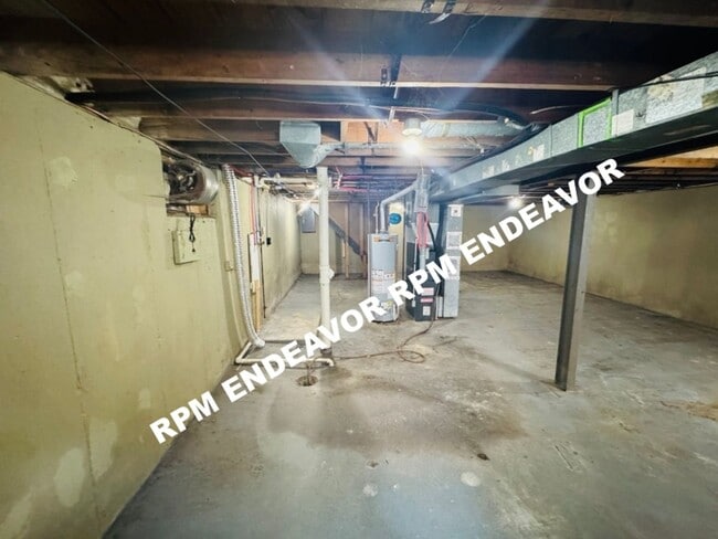 Building Photo - 3Bed/1Bath Available Now!