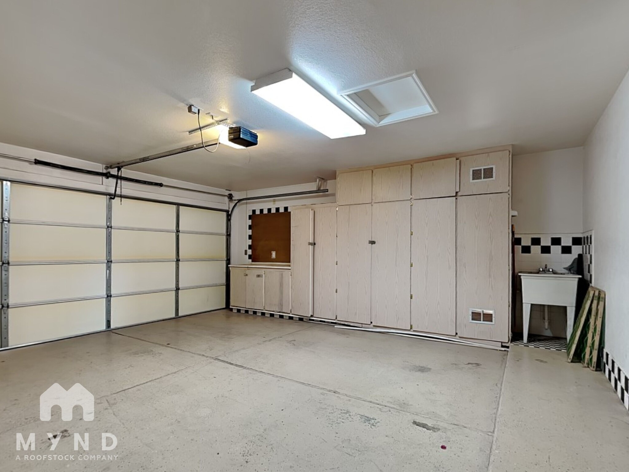 Building Photo - 25822 N 65th Ave