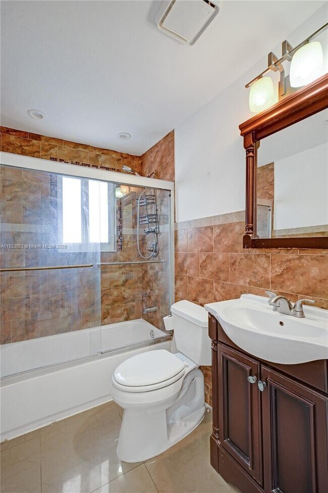 Building Photo - 655 85th St