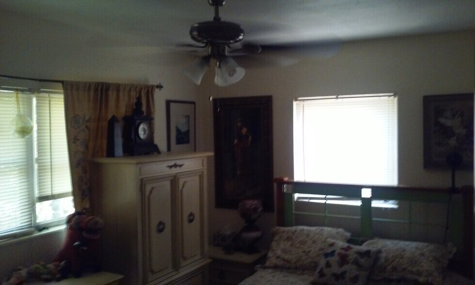 Building Photo - 607 S Summerlin Ave