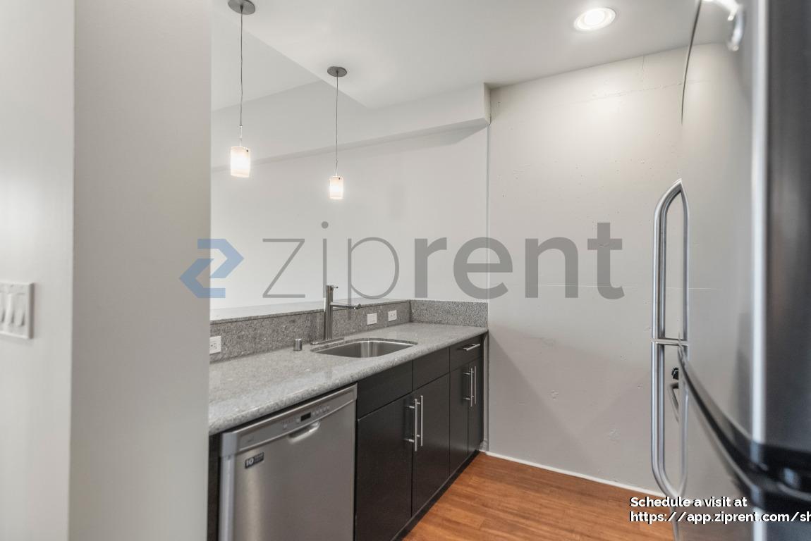 Building Photo - 428 Alice St