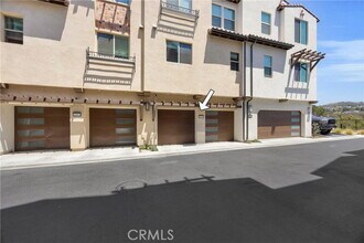 Building Photo - 32078 Paseo Vibrantre