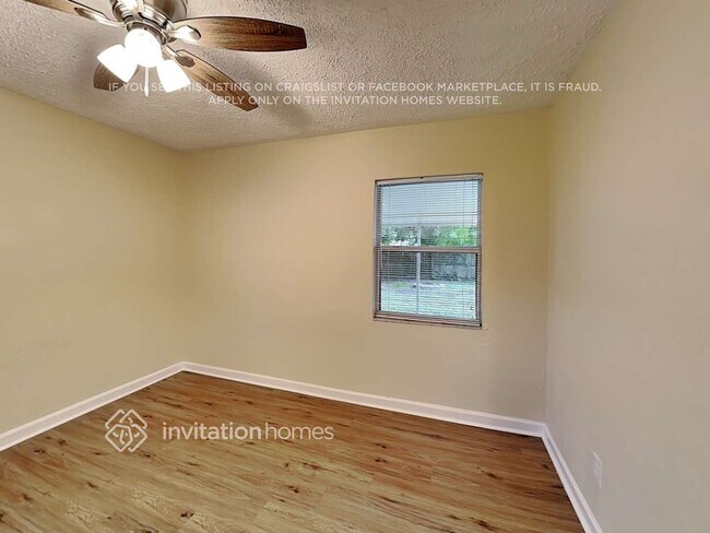 Building Photo - 1309 Tyrone Blvd N