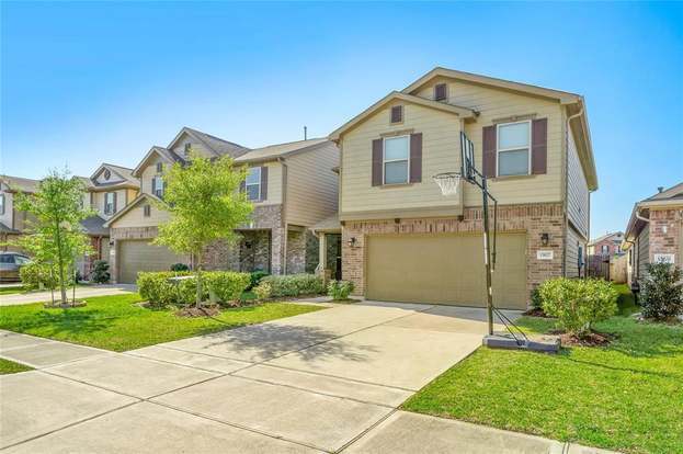 Building Photo - 15827 Copper Oak Ln