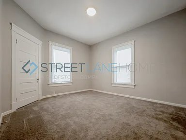 Building Photo - 28 Grand Ave