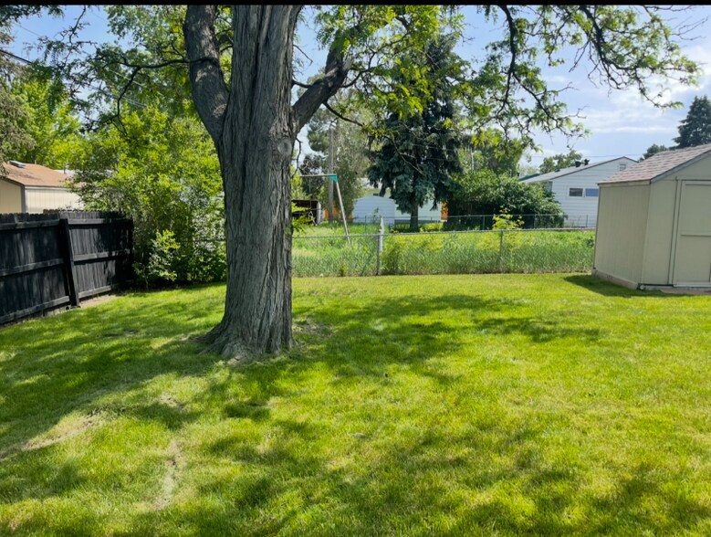 Building Photo - 2528 14th Ave Ct