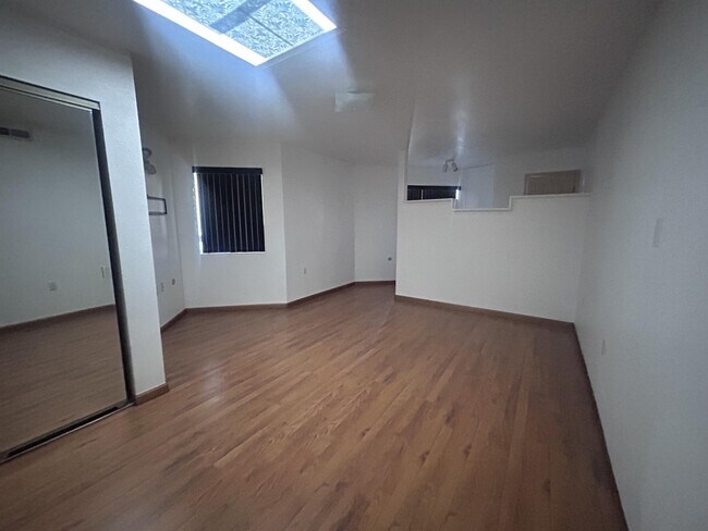 Building Photo - 563 Black Bear Rd NE