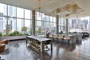 Building Photo - The Francis