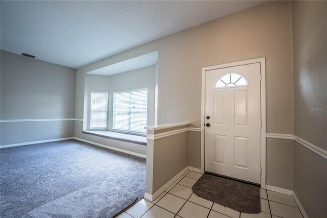 Building Photo - 2326 Deerbrook Dr