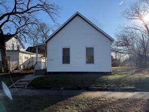 Building Photo - 1710 Sibley Ave