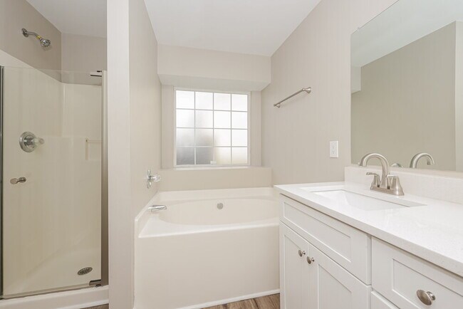 Building Photo - 5129 Brookstone Ct