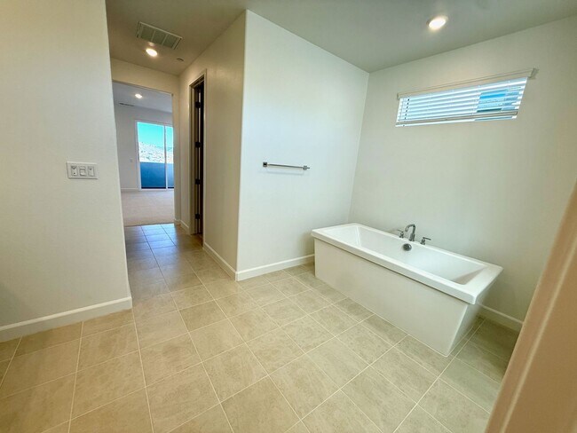 Building Photo - Amazing new home in San Marcos' best new district!