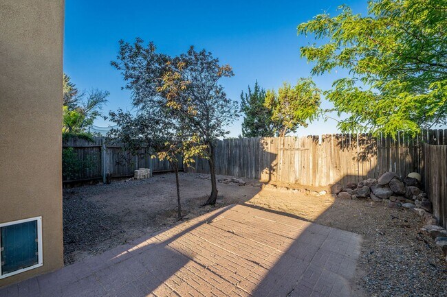 Building Photo - 1468 Acequia Borrada