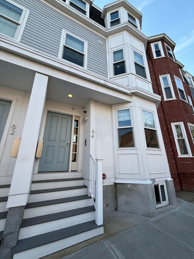 Building Photo - 64 O St
