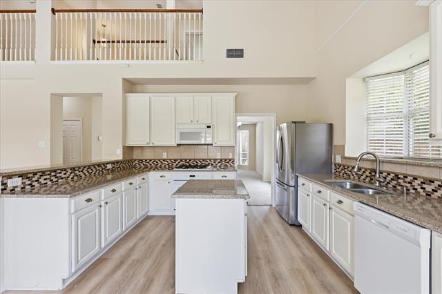 Building Photo - 105 Dorsett Dr