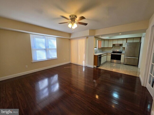 Building Photo - 1412 Woodmill Dr