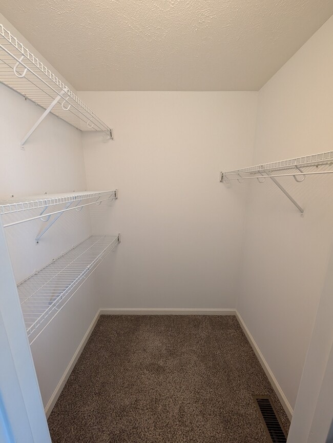 Building Photo - 616 Wolfchase Dr