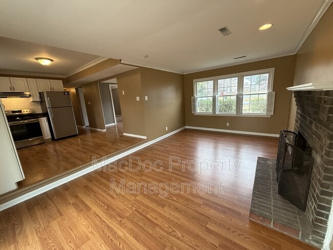 Building Photo - 12009 Stansbury Dr