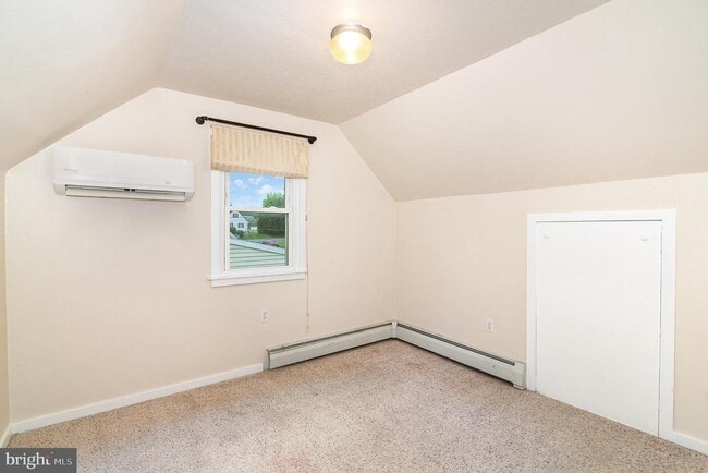 Building Photo - 6117 Nassau Rd