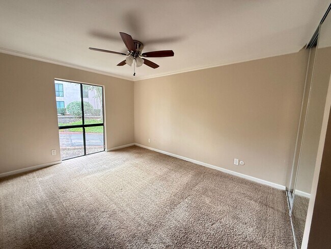 Building Photo - Beautiful 2 bedroom, 2 full bath condo in San Carlos Greens. Move in Special $500.00 off first mo...