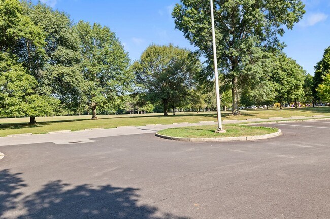 Building Photo - 181 Amazon Pl