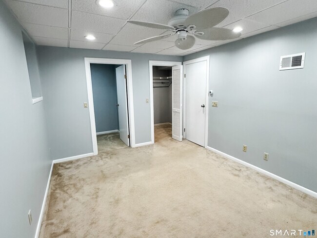 Building Photo - 439 Henry Ave Ext