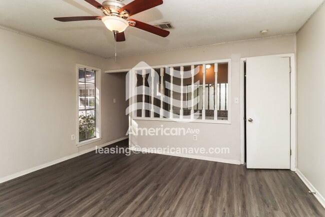 Building Photo - 1514 Edgewood Pl